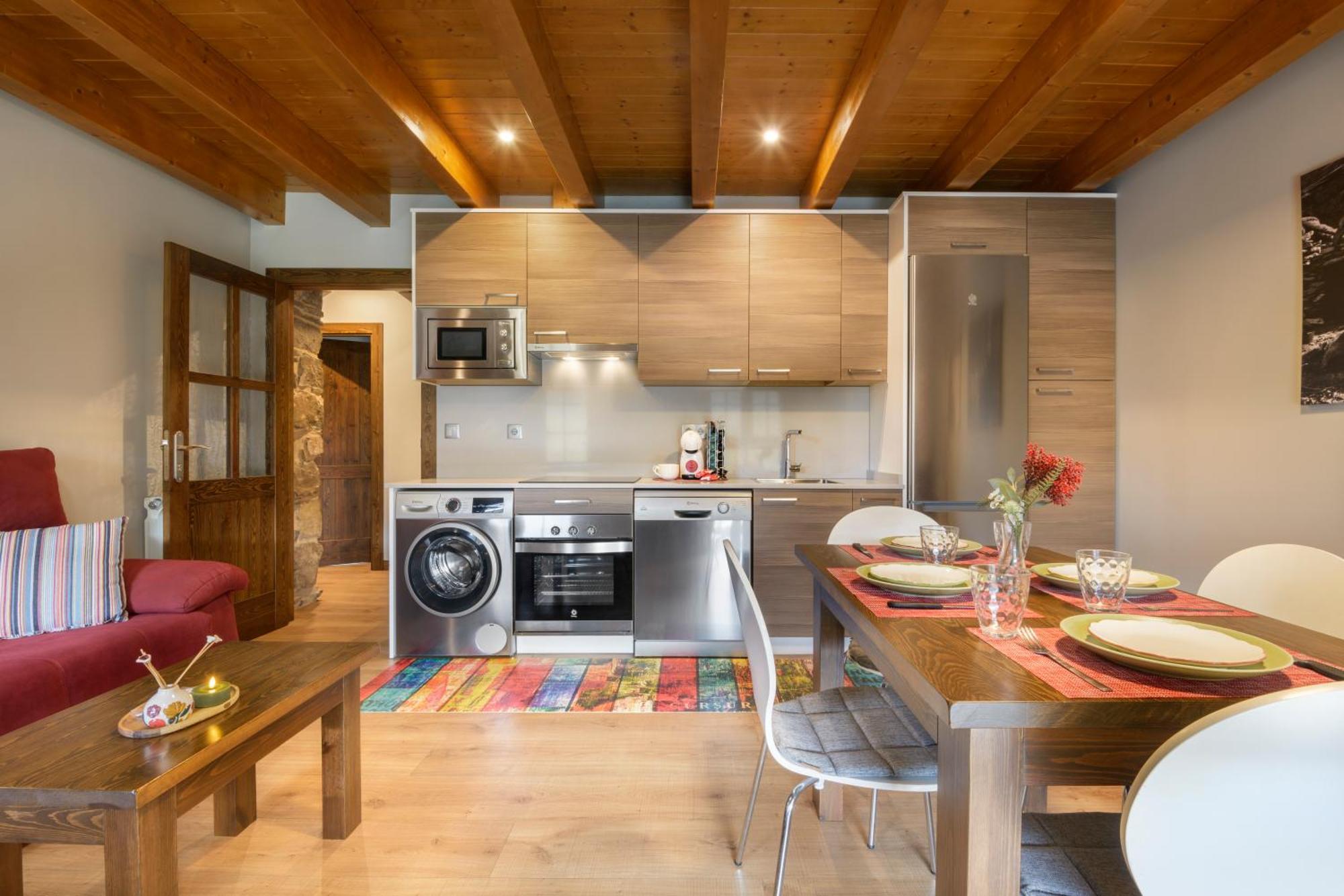 Casa Otal Apartment Jaca Exterior photo