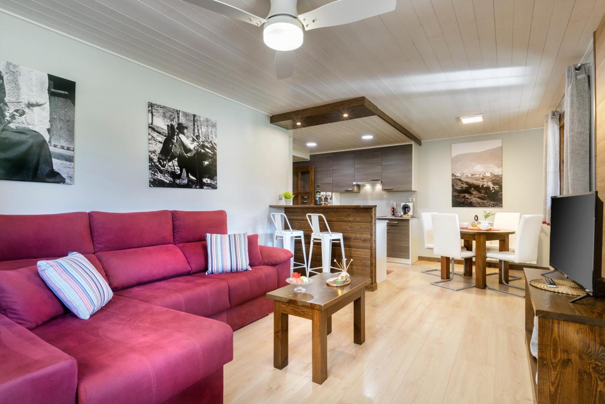 Casa Otal Apartment Jaca Exterior photo
