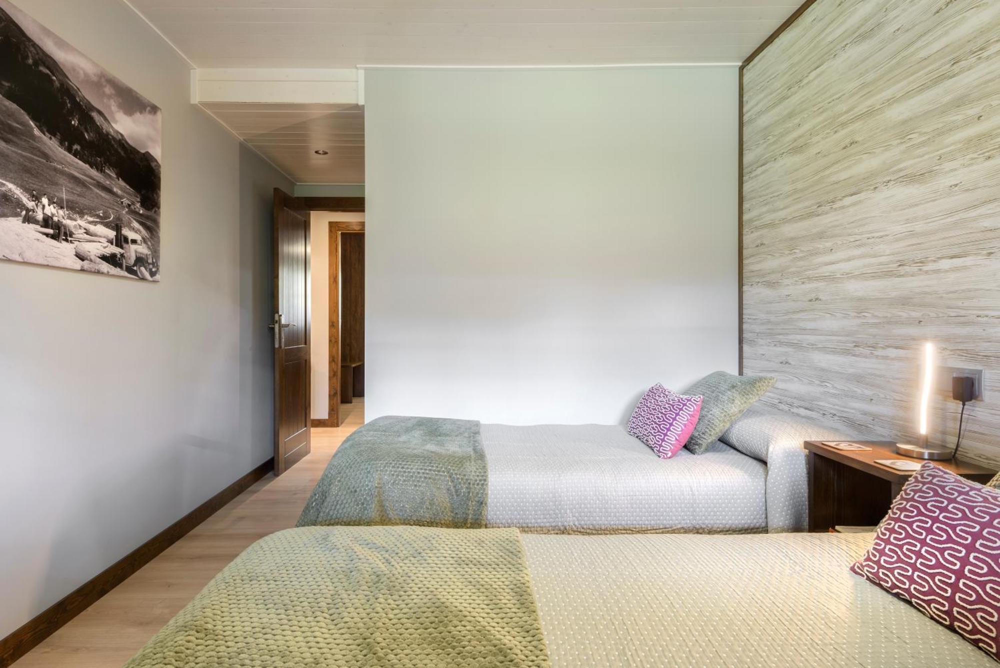 Casa Otal Apartment Jaca Exterior photo